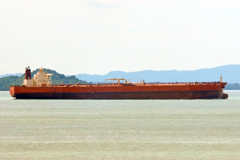 Ship Tank Cleaning Batam - MT NAVE UNIVERSE